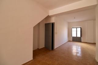 Casa adossada  Calle calle de la ronda sevilla. Se vende casa con grandes oportunidades en santa fe