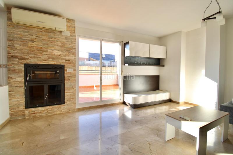 Foto 2468f124-e94e-421a-8c7d-27ccf3a00cd4. Àtic amb aparcament a Casco Histórico Churriana de la Vega