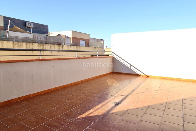 Foto edf874b7-772e-48ce-b954-7dcf01a1b64c. Àtic amb aparcament a Casco Histórico Churriana de la Vega