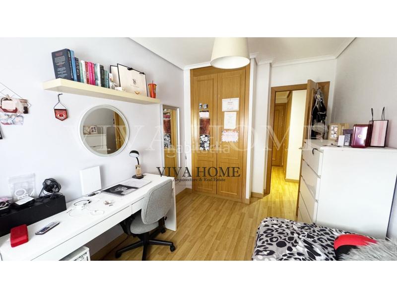 Foto 4e2ae516-72f5-4fa1-9f4b-80251093aa28. Piso  de 3 habitaciones, 2 baños, trastero, 2 plazas de garaje y zonas comunes en Rivas - Vaciamadrid