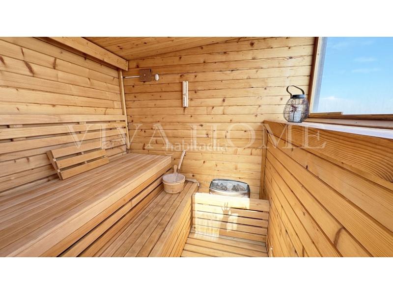 Foto 0c7ae073-18f3-45cc-8424-b728473e9245. Attico con parcheggio in Ambroz Madrid