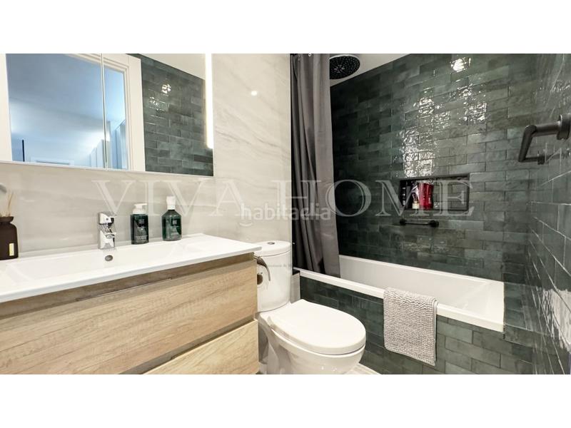 Foto c5d68809-7b7a-434d-b881-312361482c18. Attico con parcheggio in Ambroz Madrid