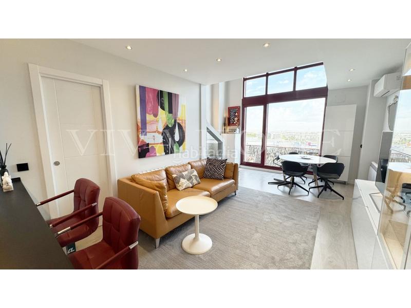 Foto d96c0e29-ccaf-4f5f-a8c2-3276b70bd34f. Attico con parcheggio in Ambroz Madrid