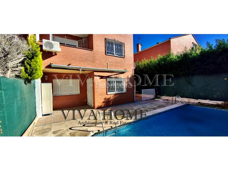 Foto 1454765f-aa0f-4498-9031-cf4ded0008d6. Chalet avec parking dans Casco Histórico Rivas - Vaciamadrid