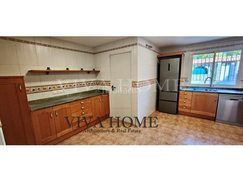 Foto 3da8ea5e-3ad9-40bc-9f09-7de1b5477cec. Chalet avec parking dans Casco Histórico Rivas - Vaciamadrid