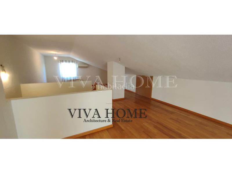 Foto a5dad32f-dad6-48fa-9c4d-ca7fd35e320a. Chalet avec parking dans Casco Histórico Rivas - Vaciamadrid