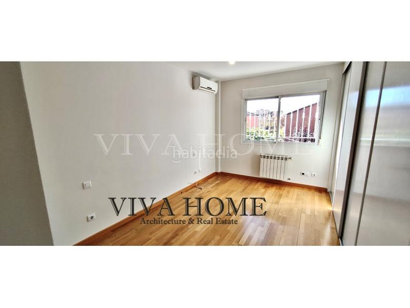 Foto b2b541b2-b77b-418c-94cf-0cad54aee3b9. Chalet avec parking dans Casco Histórico Rivas - Vaciamadrid