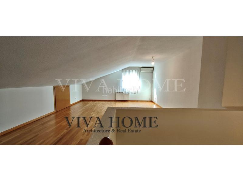 Foto bf8b5915-8642-4787-b5bd-3cb32cbdeeff. Chalet avec parking dans Casco Histórico Rivas - Vaciamadrid