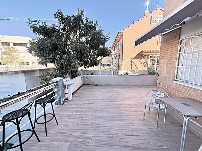 Foto dd3f2086-a25e-40ff-9fe4-933df487dba0. Casa adossada a Casco Histórico Rivas - Vaciamadrid