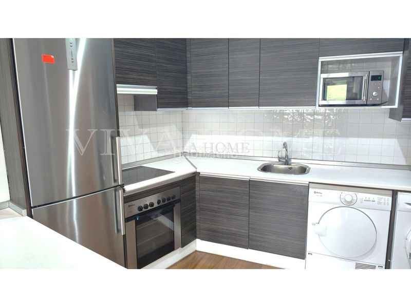 Foto 670f6c72-f291-420f-bba6-ac6a1c64709e. Pis amb aparcament a Puerta Bonita Madrid