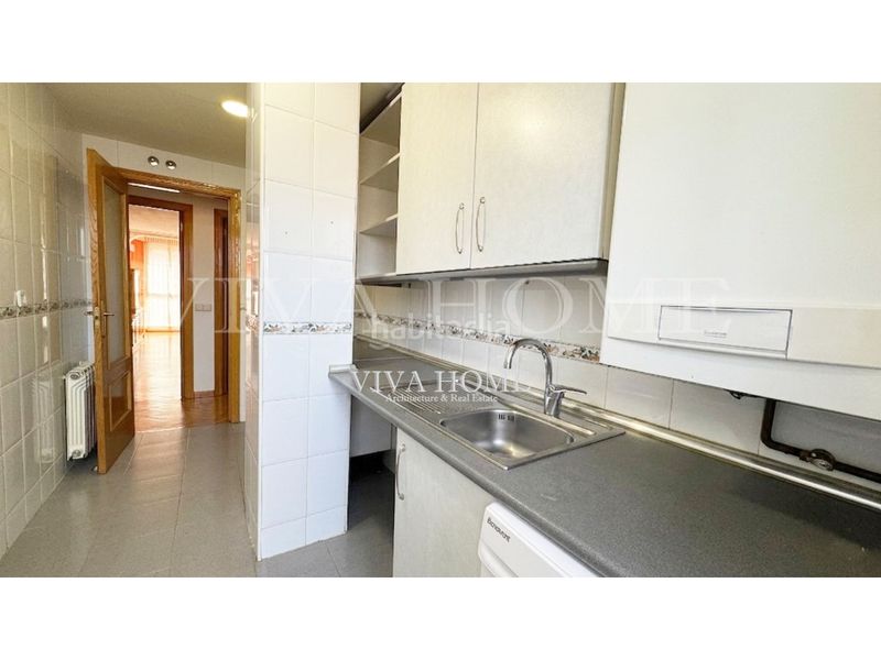 Foto 81e44c3a-ff4a-4156-a8bf-a2f7e0c78ac5. Pis amb aparcament a Mejorada del Campo