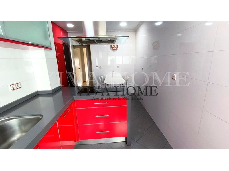 Foto 90a6e942-7e41-430c-91ab-6780766b5d62. Pis a Estrella Madrid