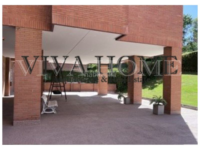 Foto bb372d01-c29a-4d5f-9b14-aa1ad53e06a9. Pis amb aparcament a Costillares Madrid