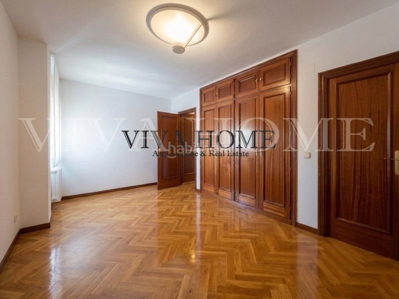 Foto e38194e8-a3e8-4339-8de9-6e50b8b8ebb0. Pis amb aparcament a Costillares Madrid