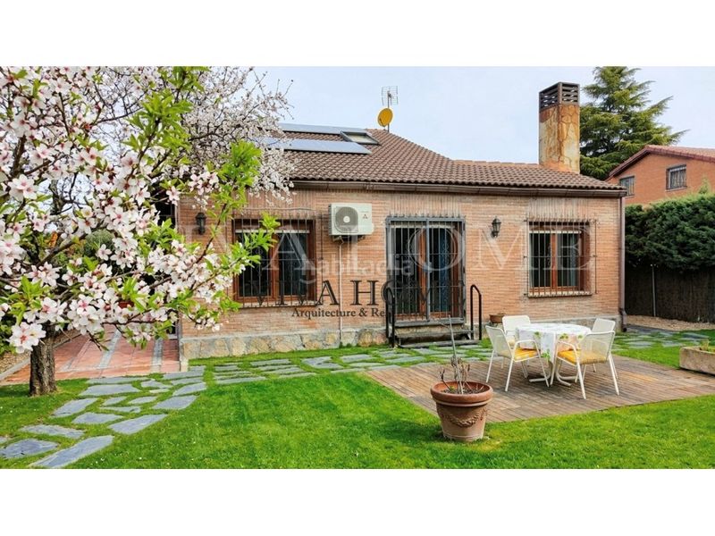 Foto 4369bb62-631a-4e5e-9bb7-86f8598a25aa. Xalet amb aparcament a Urbanizaciones Rivas - Vaciamadrid