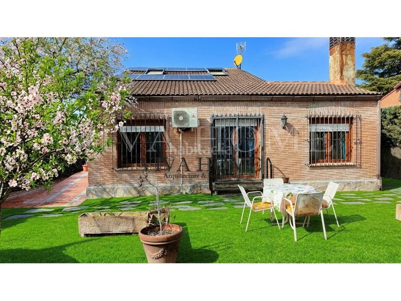 Foto 99c51ba2-5bd9-4c2a-82a7-f20fd73b679d. Xalet amb aparcament a Urbanizaciones Rivas - Vaciamadrid