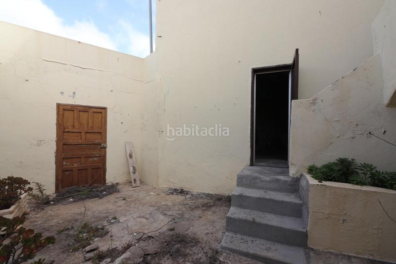 Foto 34bfdecb-3776-4171-ae57-faddfe3e22e5. Casa amb aparcament a Charco del Pino Granadilla de Abona
