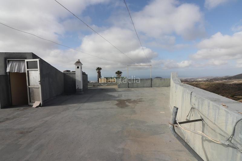 Foto 9cb384ce-f890-40de-9879-9770b2e3d4f9. Casa amb aparcament a Charco del Pino Granadilla de Abona