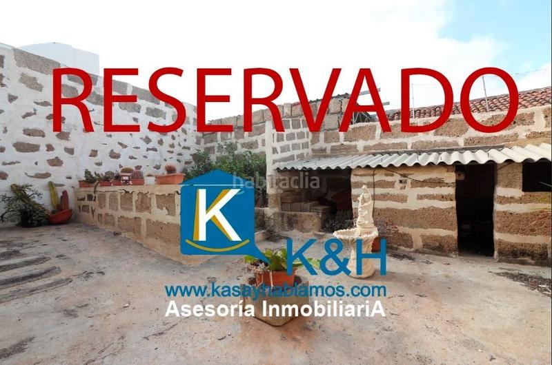 Foto a1e23be8-a8e9-4049-986b-bd78ca2cd16f. Casa amb aparcament a Charco del Pino Granadilla de Abona