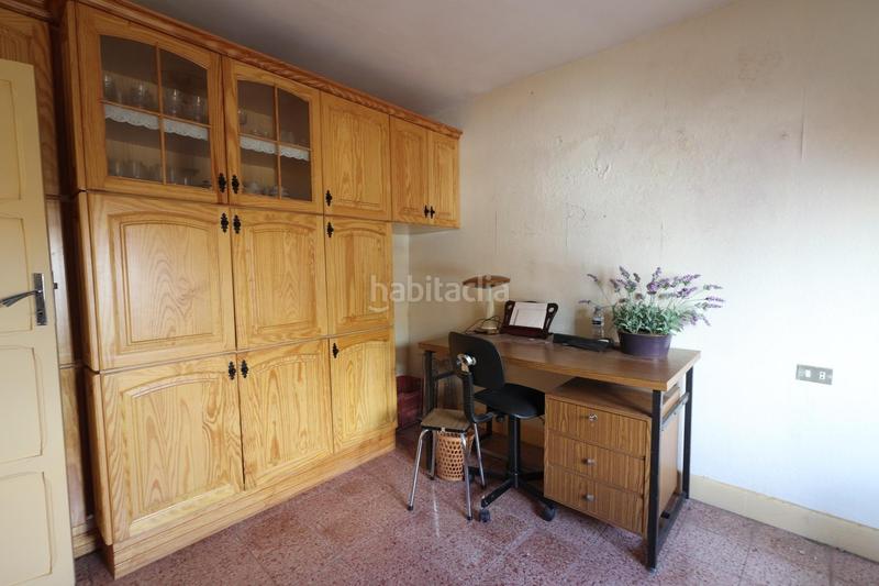Foto cf6e5cba-2e65-4137-a4c3-ab78f5150919. Casa amb aparcament a Charco del Pino Granadilla de Abona