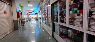 Local Comercial en Csar Casariego - Santa Clara - Nuevo Obrero. Local en venta en centro comercial los prncipes, santa cruz de