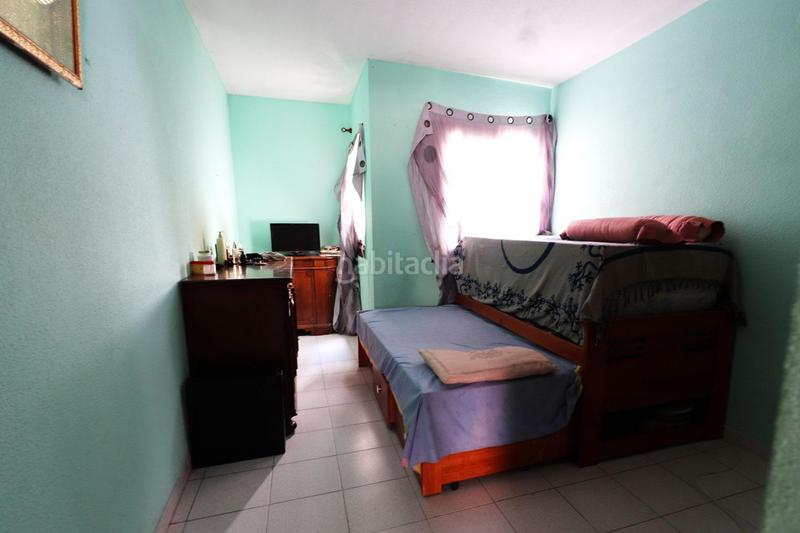 Foto 9eec095a-8b48-4e32-91f9-d9f462c20f24. Apartamento descubre tu nuevo hogar en Guaza amplio y luminoso apartamento con gran potencial en Arona