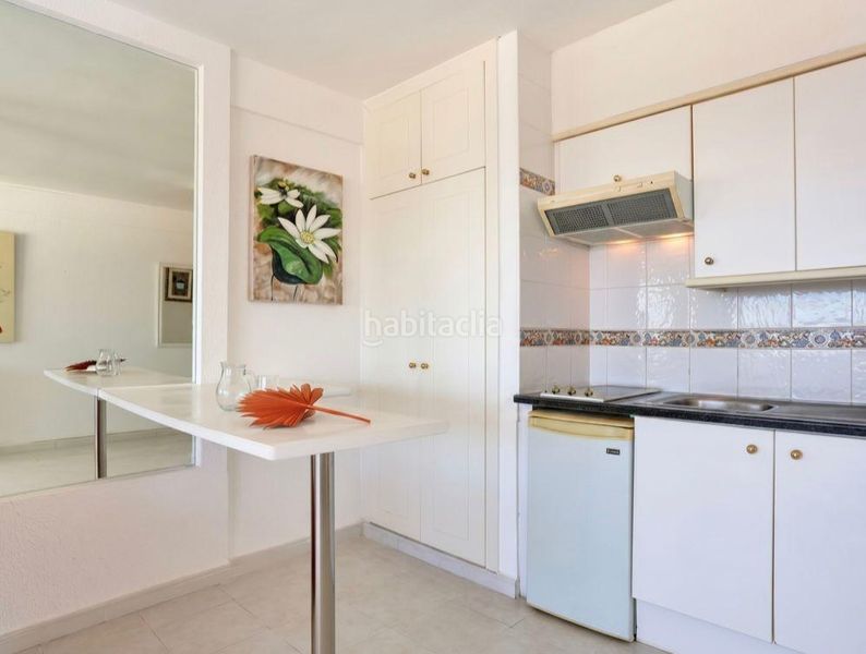 Foto 7ad3f504-fafd-4696-9151-6efcbdb6d7fd. Apartament amb piscina a Playa de las Américas Adeje