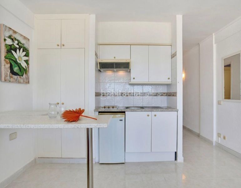 Foto c76643bc-862b-4a2d-9fde-a95784887858. Apartament amb piscina a Playa de las Américas Adeje