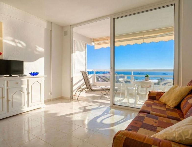 Foto f7a8b1e1-0778-4d84-8675-2b307655a068. Apartament amb piscina a Playa de las Américas Adeje