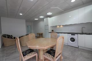 Appartement en Casco Urbano. Apartamento reformado y listo para entrar en adeje casco.