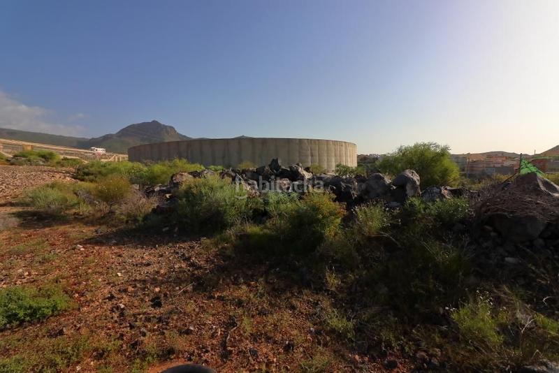 Foto c8c7a980-e96c-4d88-b99c-b5b70a397b36. Fondo rustico in Cabo Blanco Arona