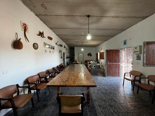 Mas en Arico. Espectacular finca con casa en arico viejo.