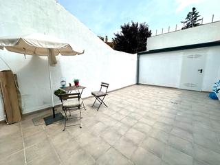 Casa adossada a Creu Alta. Casa tipo inglesa en creu alta