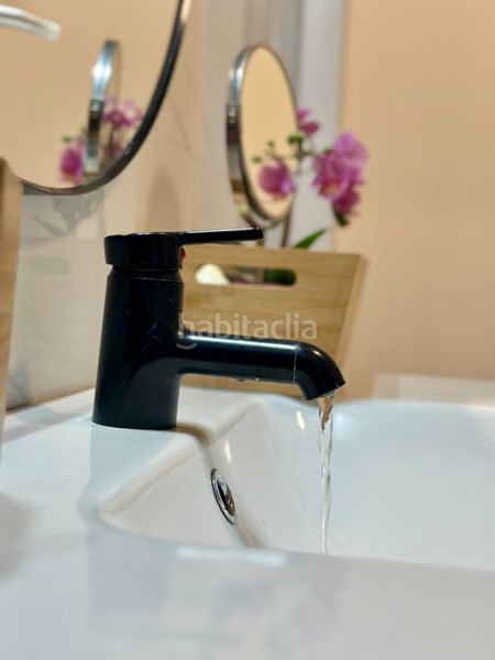 Foto 39f15d85-77d4-4cdd-9ee9-36e13a7c681d. Casa adossada amb calefacció a Creu Alta Sabadell