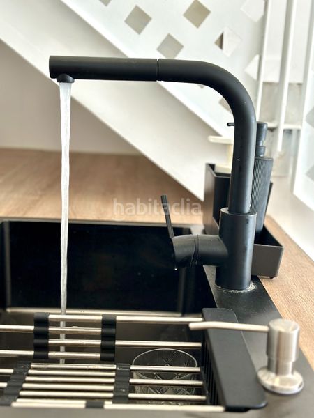 Foto 447828a6-d828-4923-bb94-c3bd494b06c9. Casa adossada amb calefacció a Creu Alta Sabadell