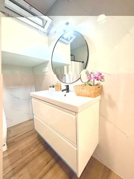 Foto 476793cc-676c-40bf-93d8-a03a5f409a6e. Casa adossada amb calefacció a Creu Alta Sabadell