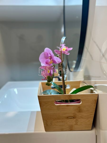 Foto 7b56e86d-d09c-4334-88cf-8bfa202f16c1. Casa adossada amb calefacció a Creu Alta Sabadell