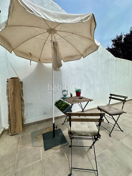 Foto c7bc5c18-e309-40d9-86bb-1eaadb60f80a. Casa adossada amb calefacció a Creu Alta Sabadell