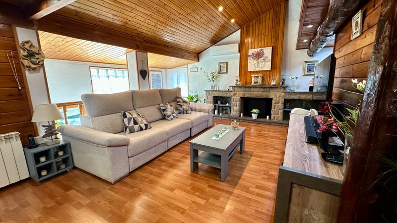 Foto 3cde921c-cb4d-4bff-a148-405f2374b814. Xalet amb xemeneia calefacció piscina a Castellnou-Can Mir-Can Solà Rubí