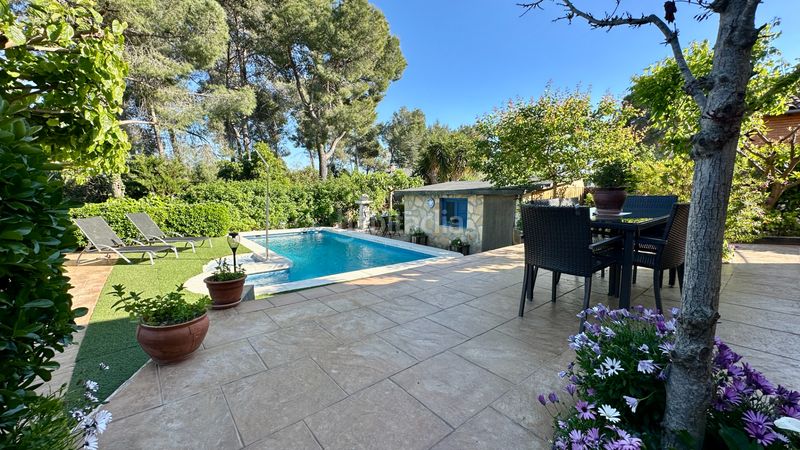 Foto 9011fb8c-ad6b-415c-a79f-6ba001d74870. Xalet amb xemeneia calefacció piscina a Castellnou-Can Mir-Can Solà Rubí