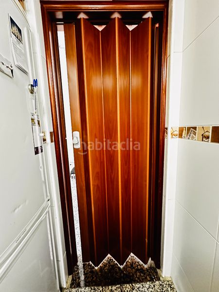 Foto 054a0dc0-b32b-426f-af17-5b7464f18588. Piso da el salto de un alquiler a una compra con este piso en Rubí