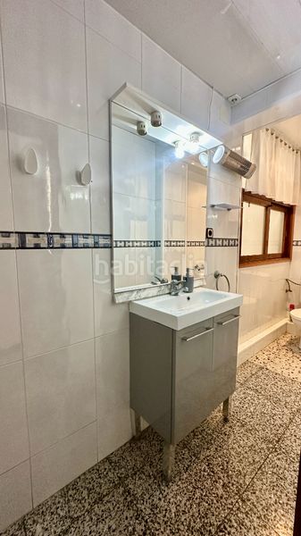 Foto 4cedde9c-3cb2-4fa9-a52b-b6a6a243dd54. Piso da el salto de un alquiler a una compra con este piso en Rubí