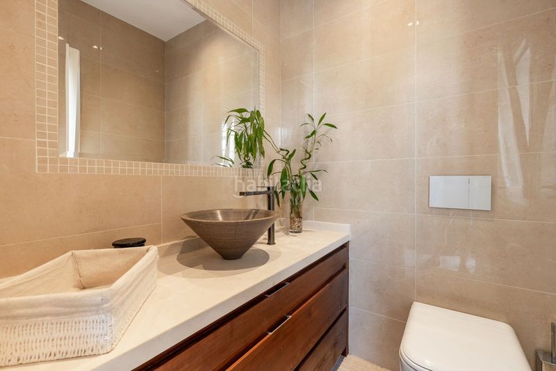 Foto 633101c9-ef37-4f85-bac5-dcb2b975a1c6. Apartament amb aparcament piscina a Nueva Andalucía centro Marbella