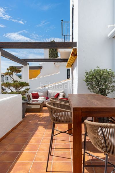 Foto b4441101-0153-4121-8ec1-9e9dd71959a9. Apartament amb aparcament piscina a Nueva Andalucía centro Marbella