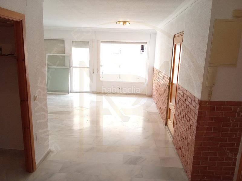 Foto b5cbacee-afd9-441b-8147-8a83fa92a172. Àtic a Playa Bajadilla - Puertos Marbella