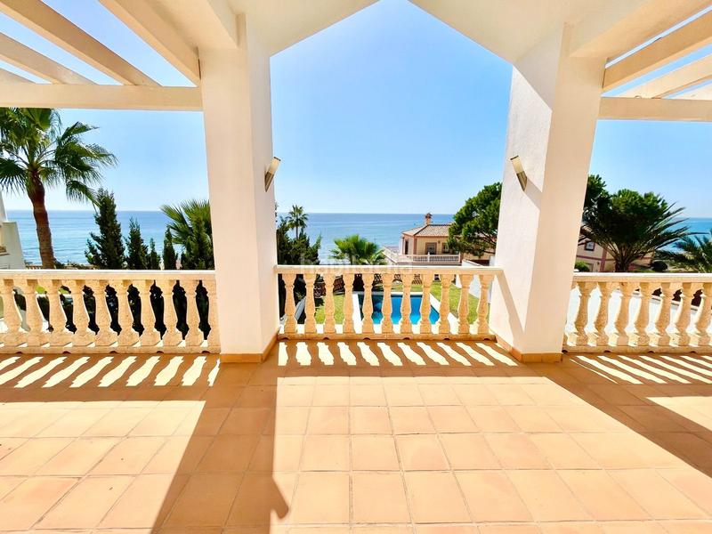 Foto 0fe102f2-9e80-4dbf-acbb-96e0c546d0b1. Alquiler chalet villa en alquiler costa, 4 dormitorios. en Mijas