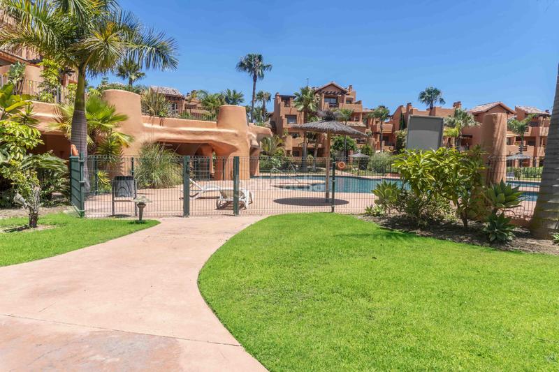 Foto d569cb18-fba2-4de7-81e3-26018693f5f6. Miete appartement in n/a in Sotoserena Estepona