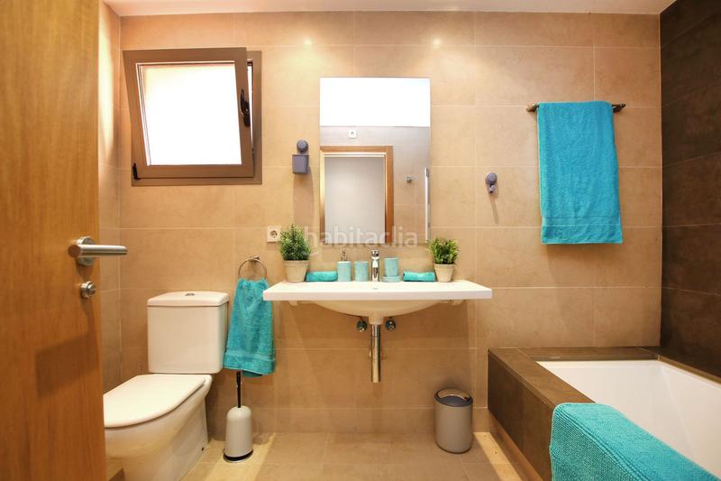 Foto b7b8e145-e38d-4141-a70d-87b980eeb919. Rent apartment in n/a in Sotoserena Estepona