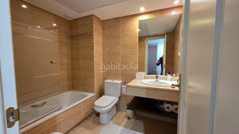 Foto ab219619-1f99-4426-aab3-5d5077e58ff1. Miete appartement mit parking in La Dama de Noche - La Alzambra Marbella