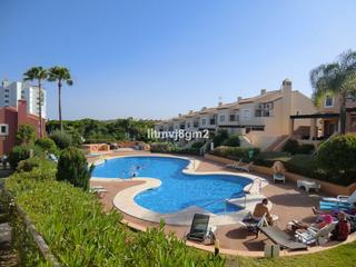 Location Maison jumelée à Cabopino - Artola. Adosado en alquiler en calahonda, 3 dormitorios.
